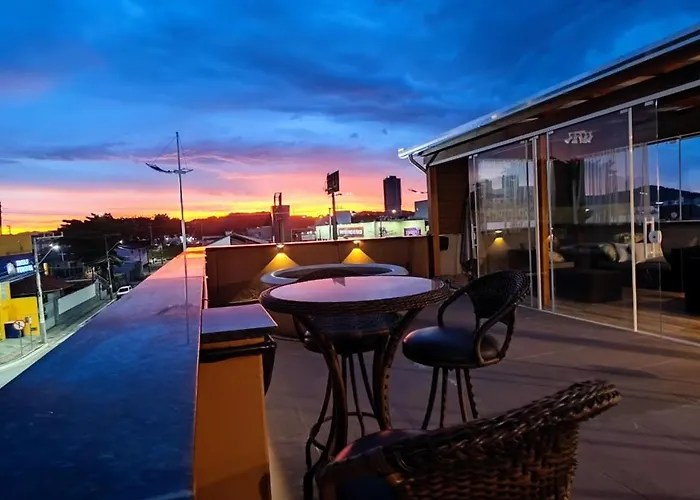 Sunset Bc Uma Cobertura Inteira Exclusiva Para 2 Pessoas